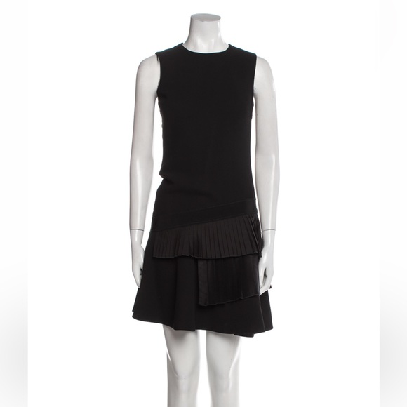 Victoria Beckham pleated dress - Picture 3 of 10